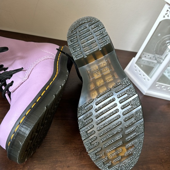 Dr Martens 1460 WOMEN'S BLACK EYELET
LACE UP BOOTS new size 8 - Picture 5 of 11